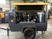 Compresseur d'air mobile diesel 400cfm 13bar avec moteur Cummins 110kw et marteau perforateur pour l'exploitation minière, la démolition, la découpe et la finition