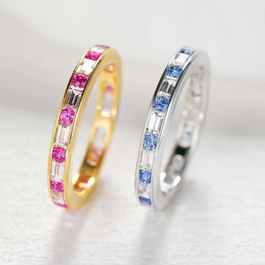 Anillo de Eternidad SGARIT con Gemas Baguette Arcoíris, Oro de 18K, Gemas Naturales Multicolores, Anillo Apilable para Mujer - Product Image 6