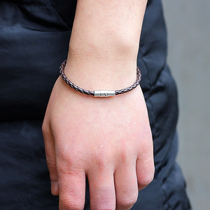 Bracelet en cuir tressé de 4 mm d'épaisseur avec boucle magnétique, bijou unisexe, cadeau - Product Image 3