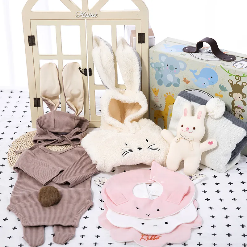 Wholesale Welcome Baby Basket for Parents Infant Boys Girls Clothes Doll Suit Newborn Baby Shower Gift Set