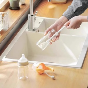 Cepillo de silicona de mango largo con herramienta de estilo mini para limpiar botellas, licuadoras, termos y hervidores - Product Image 3