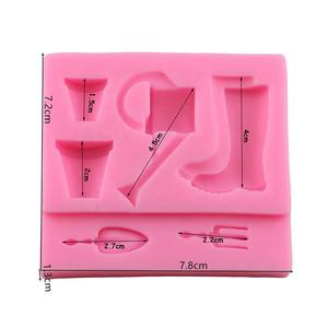 Molde de Silicona para Pastel con Diseño 3D de Herramientas de Jardín y Granja: Cubo, Pala y Horquilla, con Gráficos Divertidos de Botas de Lluvia y Dibujos Animados, Forma Rectangular, para Uso Doméstico - Product Image 2
