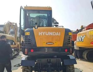 Vente flash! Mini-excavatrice Hyundai 60 6T d'occasion fabriquée en Corée, moteur Doosan, attache rapide, brise-roche, tarière, certifiée CE - Product Image 5