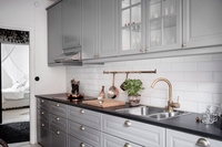 Armoires de cuisine modulaires en acier inoxydable, design moderne, écologiques, ignifuges, panneaux de porte en acrylique durables, évier et robinet inclus