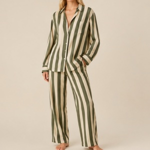 Produttore di eleganti pigiami <span class=keywords><strong>da</strong></span> donna in 2 pezzi <span class=keywords><strong>a</strong></span> manica lunga con bottoni top e pantaloni camicie <span class=keywords><strong>da</strong></span> <span class=keywords><strong>notte</strong></span> abbigliamento <span class=keywords><strong>da</strong></span> <span class=keywords><strong>notte</strong></span> indumenti <span class=keywords><strong>da</strong></span> <span class=keywords><strong>notte</strong></span> - Product Image 3