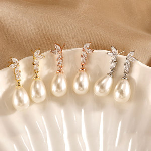 Pendientes de Aro con Perlas y Colgante de Hoja de Circonita Blanca de Alta Gama para Mujer RAKOL EP2440 - Product Image 5