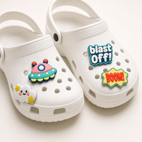 Breloques de chaussures en PVC HS HS07 personnalisables avec logo pour sabots, avec boucles, boutons, fleurs et chaînes - Vente en gros directe usine OEM