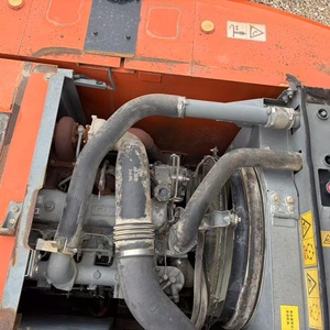 รถขุดฮิตาชิ 200-5g มือสอง ขนาด 20 ตัน เครื่องยนต์อีซูซุนำเข้าแท้ ปั๊มไฮดรอลิก เครื่องจักรก่อสร้าง รถขุดฮิตาชิ 200-5g มือสอง - Product Image 6