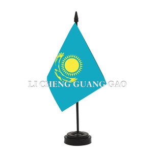 Drapeau <span class=keywords><strong>de</strong></span> table <span class=keywords><strong>Jordan</strong></span> à prix <span class=keywords><strong>de</strong></span> gros avec base noire pointue pour décoration <span class=keywords><strong>de</strong></span> cérémonie intérieure, bureau et salle <span class=keywords><strong>de</strong></span> réunion - Product Image 2