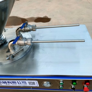 Machine de remplissage de saucisses/<span class=keywords><strong>prix</strong></span> d'usine Machine de remplissage de saucisses de poulet automatique industrielle commerciale à vendre Argent - Product Image 4