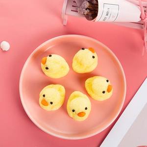 Dibujos animados lindo amarillo forma de pato de la suerte gelatina suave caramelo de goma al por mayor en bolsas Halal certificado dulces de malvavisco para niños - Product Image 4