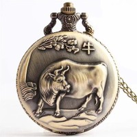 Bronce antiguo 12 Reloj de bolsillo del zodiaco chino Retro Tridimensional Animal Grabado Cuarzo antiguo con correa de reloj