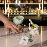 Coupe à vin, cocktail ou gobelet en coquillage naturel, artisanat unique, décoration créée pour restaurant, bar, mariage