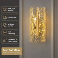 Applique murale LED de style italien avec texture dorée, design moderne et luxueux, en aluminium et acrylique, pour la décoration d'hôtel