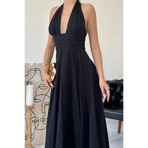 Robe de soirée élégante noire en lin, dos nu, coupe trapèze, taille naturelle, tissu respirant - Product Image 2