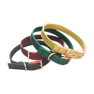 Nuevo conjunto de collar y correa de cuero, collar de PU y correa para perros para uso en exteriores, logotipo en relieve. - Product Image 4