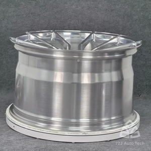 722Auto Jantes forgées monobloc 20-22 pouces à rayons multiples 5x112 5x120 5x130 finition satin brossé pour Porsche Taycan Audi <span class=keywords><strong>E</strong></span>-<span class=keywords><strong>tron</strong></span> <span class=keywords><strong>GT</strong></span> Mercedes - Product Image 4