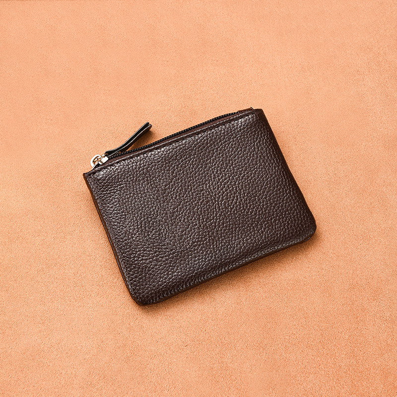 สีน้ำตาลเข้ม