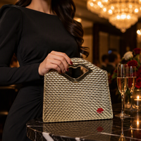 Pochette de soirée de luxe dorée métallique unique pour femme avec poignée creuse, sacs à main de banquet métalliques gaufrés crocodile