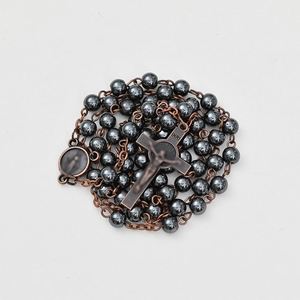 Collier croix style euro-américain, punk rock, chaîne de perles de chapelet en pierre noire, pendentif gothique sombre - Product Image 5