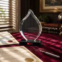 Trophée en cristal transparent en forme de larme, gravure personnalisée du logo et du texte, base noire, cadeau souvenir de reconnaissance des employés d'entreprise