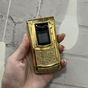 Téléphone portable à clapet V77 Ayxta 2G en gros, double SIM, écran 2,4 pouces, batterie 1300 mAh, longue autonomie, durable, débloqué, téléphone <span class=keywords><strong>de</strong></span> base - Product Image 6