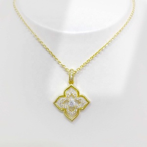 Collar personalizado de plata de ley 925 con dije de estrella de la amistad, collar de lujo para mamá con gemas de verano, chapado en oro y circonita. - Product Image 5