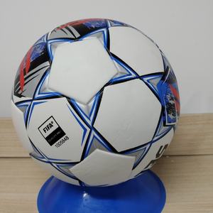 Balón de Fútbol Personalizado de Alta Calidad, con Espejo Azul, de Cuero PU, Tamaño 5, para Entrenamiento Profesional en Interiores/Exteriores - Product Image 3