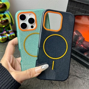 Funda Magnética 3 en 1 de Lujo con Brillantina y Protección Antigolpes para iPhone 16 Pro Max, 15, 14, 13, 12 - Product Image 5