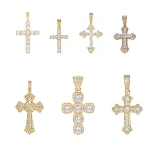 NUOYA Hiphop Bijoux Collier à pendentif croix en diamant glacé pour femme Collier à pendentif croix en plaqué or 18 carats Christian Jesus Cz