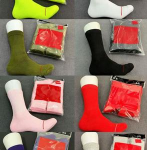 Chaussettes de sport mi-mollet en coton peigné ultra-doux avec semelle coussinée et fond éponge, chaussettes athlétiques de performance - Product Image 2