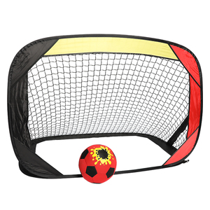 But de football pliable en fibre de verre noir DKS à prix compétitif pour une utilisation en extérieur dans la cour - Product Image 1