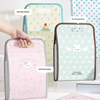 Bolsa Vertical Tipo Acordeón con Diseño de Puntos, Elegante y Delgada, Material PP, Hecha en China; Almacenamiento Portátil para Archivos de Tareas Escolares