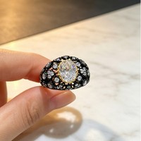 Bague en argent 925 avec émail noir, éclat étoilé, zircone 5A et design unique – Idéale pour événements de mode, défilés de célébrités d'Internet