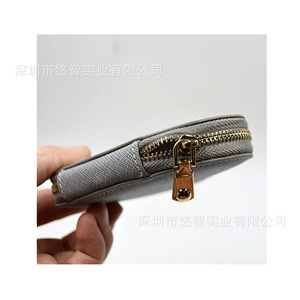 Creative heart-shaped coin <b>purse</b>, <b>cute</b> PU leather earphone and key holder, customizable logo, free gift. - Product Image 4