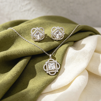 OEM/ODM Grosir Perhiasan Kuningan Berlapis Rhodium Set Kalung dan Anting Produk Tren 2026 Set Perhiasan Pengantin untuk Wanita Grosir