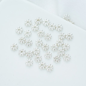 Alloy Spacer Beads White Gold Small Size Flower Shape DIY Jewelry Accessories For <b>Bracelet</b> Necklace <b>Stringing</b> Material - Product Image 3