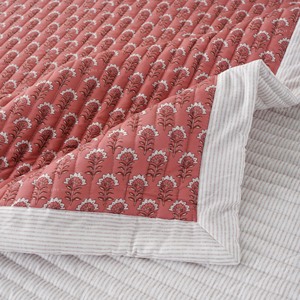 Juego de Ropa de Cama Floral de 3 Piezas, Estilo Vintage, Color Rosa Coral, con Estampado de Bloques, para Cama Queen, con Borde de Contorno Superpuesto y <span class=keywords><strong>Rayas</strong></span> - Product Image 5