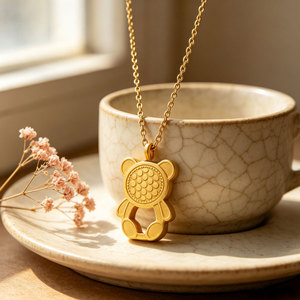 Collier pendentif ours en acier inoxydable 316L plaqué or 14k 18k personnalisé pour femmes, vente en gros - Product Image 1
