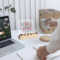Calendrier en blocs de forme personnalisée en bois et acrylique 11 cm, gravé au laser, imprimé UV, décoration de bureau inspirante, à personnaliser
