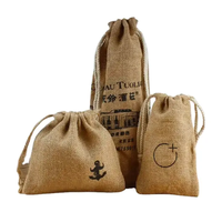 Petit sac à cordon en lin de chanvre naturel avec logo personnalisé sac promotionnel en mousseline de jute uni
