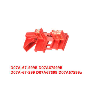 D07A-67-S99B D07A67S99B D07A-67-S99 D07A67S99 D07A67S99a <span class=keywords><strong>fusible</strong></span> positif connecteur de <span class=keywords><strong>fusible</strong></span> de batterie <span class=keywords><strong>fusible</strong></span> polyvalent pour Mazda3 - Product Image 2