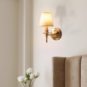Applique murale en laiton orné <span class=keywords><strong>de</strong></span> qualité supérieure, abat-jour en tissu traditionnel pour l'éclairage domestique et hôtelier - Product Image 4
