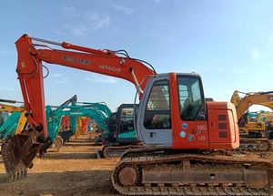 HITACHI ZAXIS135 90% Neuf d'origine Japon avec EPA CE Agricole d'occasion 13,4 tonnes Excavatrice pour creuser - Product Image 3