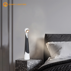 Lampe de bureau LED sans fil réglable en aluminium, style nordique moderne et simple, avec port USB <span class=keywords><strong>pour</strong></span> l'étude - Product Image 1