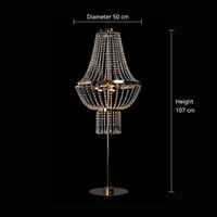 Style européen Mariage Hôtel Salle Banquet Décoration Suspendus Cristal Perle Rideau Fleur Stand Led Centres De Table