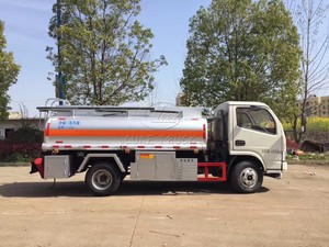 Camion-citerne à carburant tout acier à trois essieux, fabriqué en Chine, 8-13T, manuel, pour le stockage et le ravitaillement de diesel, à bas prix, à vendre - Product Image 2