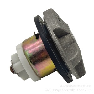 ฝาถังน้ำมันโตโยต้า 69058-60071 69058-60050 เกรทวอลล์ 3704030-D22 ฮีโน่ อลูมิเนียมอัลลอยด์ สีเงินด้าน - Product Image 1