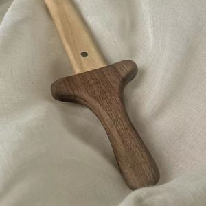 Fabriqué à la main à extrémité ouverte semblant jouer <span class=keywords><strong>jouet</strong></span> jeux de plein air épée en bois épée viking pour les enfants - Product Image 4