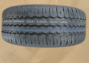 Pneu de <span class=keywords><strong>remorque</strong></span> en gros 195/50R13C Pneus radiaux à profil bas pour <span class=keywords><strong>remorque</strong></span> avec <span class=keywords><strong>jante</strong></span> de <span class=keywords><strong>13</strong></span> pouces 5x114.3 - Product Image 6